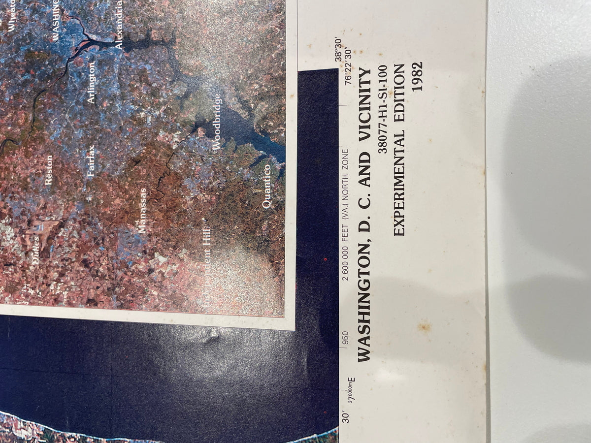 【古地図】Washington,D.C. and Vicinity 1/100,000-scale satellite image map 1982 U.S.Geological　Survey 米国地質調査所 衛星画像地図《ワシントンD.C.と周辺》Experimental Edition 1982年 NASA Landsat-4